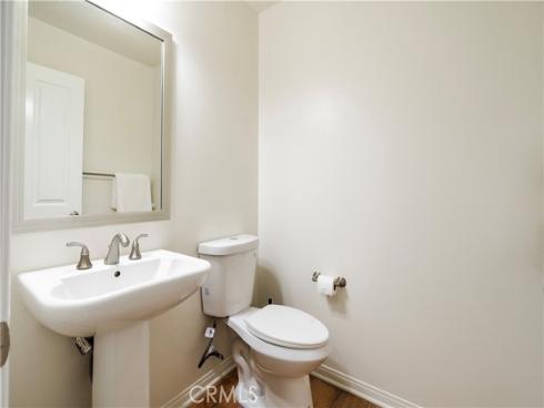 320  Bronze  , Irvine, CA