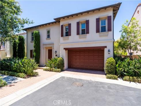 320  Bronze  , Irvine, CA