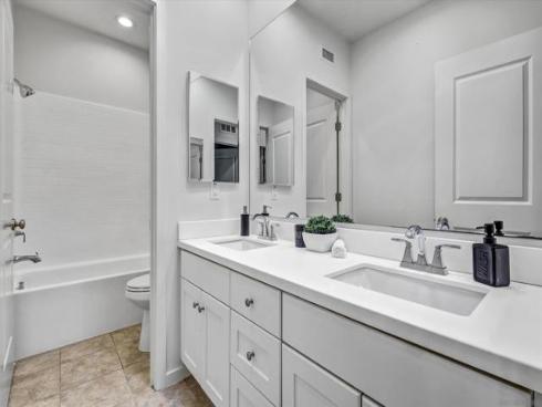 71  Kestrel  , Irvine, CA