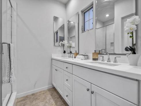 71  Kestrel  , Irvine, CA