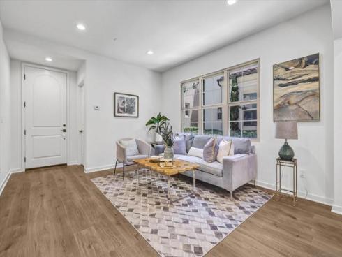 71  Kestrel  , Irvine, CA