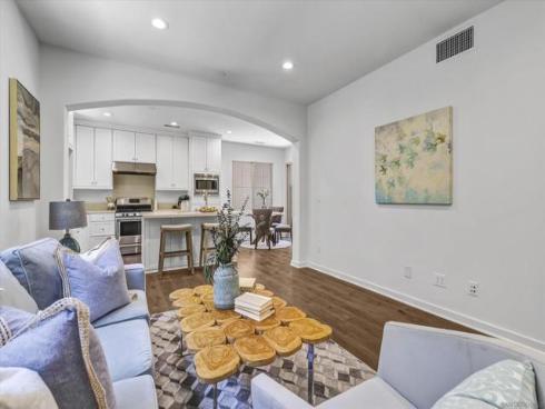 71  Kestrel  , Irvine, CA