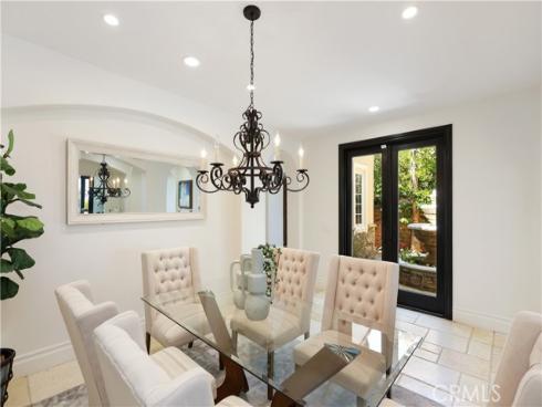 41  Balcony  , Irvine, CA