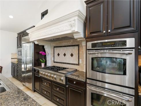 41  Balcony  , Irvine, CA