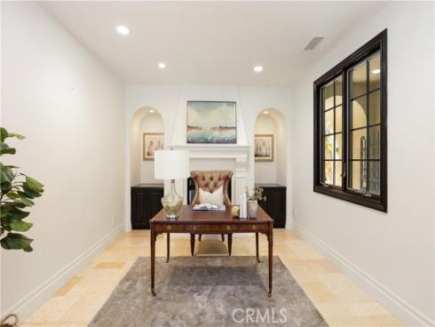 41  Balcony  , Irvine, CA