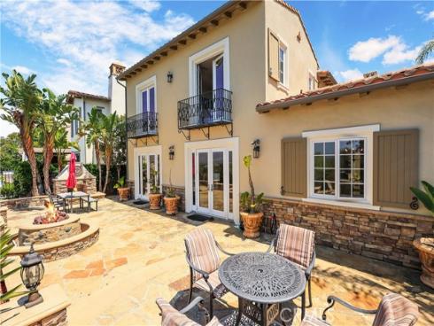 41  Balcony  , Irvine, CA