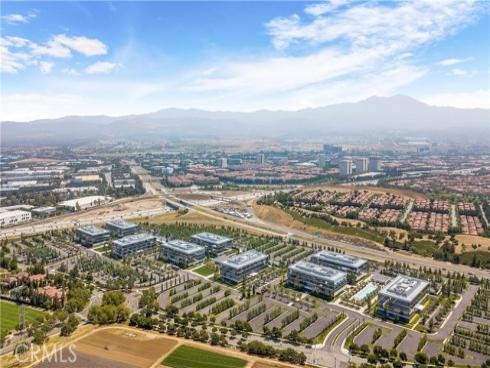 41  Balcony  , Irvine, CA