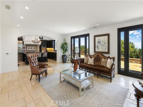 41  Balcony  , Irvine, CA