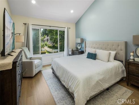 20  Marigold  15 , Irvine, CA