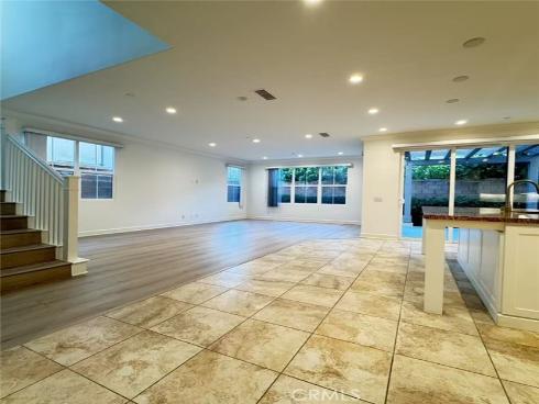 103  Alumroot  , Irvine, CA