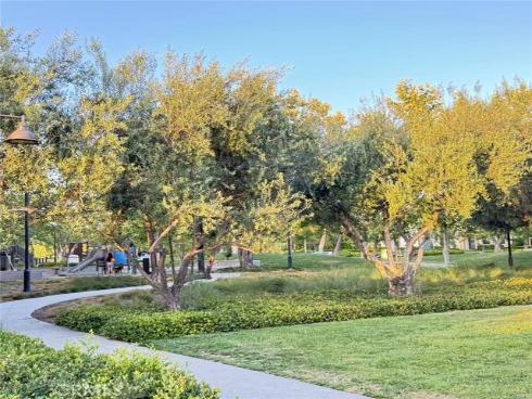 103  Alumroot  , Irvine, CA