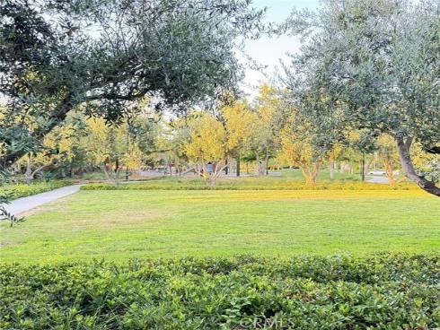 103  Alumroot  , Irvine, CA