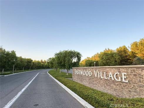 103  Alumroot  , Irvine, CA