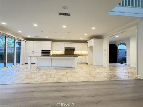 103  Alumroot  , Irvine, CA