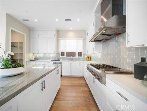 103  Sky  , Irvine, CA