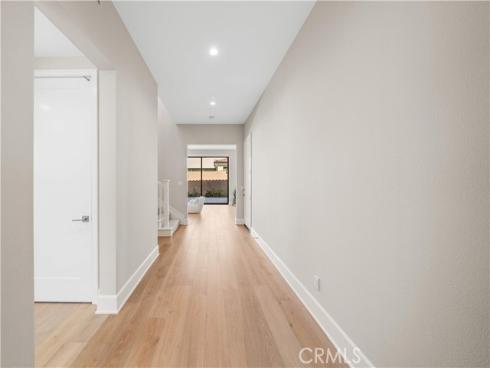 103  Sky  , Irvine, CA