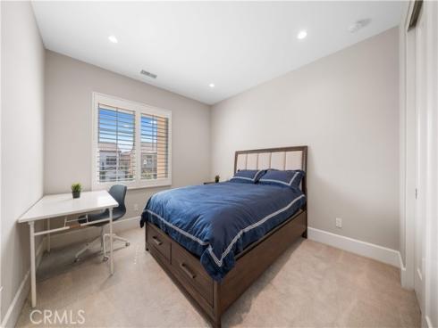 103  Sky  , Irvine, CA