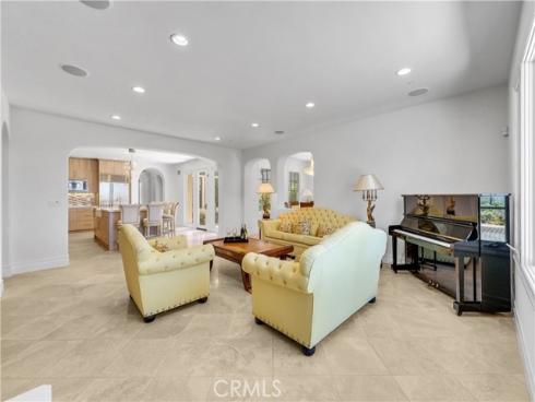 25  Village   Way, Irvine, CA