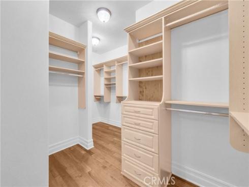 25  Village   Way, Irvine, CA