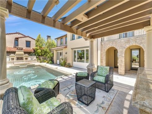 25  Village   Way, Irvine, CA