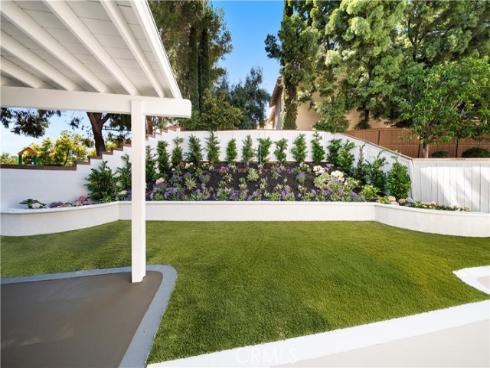 33  Winterfield   Road, Irvine, CA