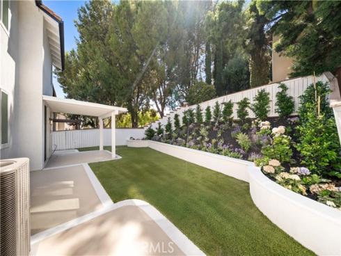 33  Winterfield   Road, Irvine, CA