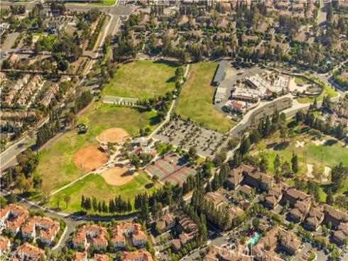 33  Winterfield   Road, Irvine, CA