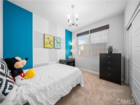 814  Beacon  , Irvine, CA