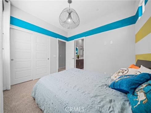 814  Beacon  , Irvine, CA