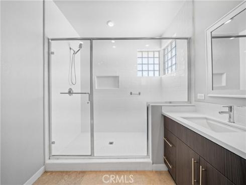 814  Beacon  , Irvine, CA