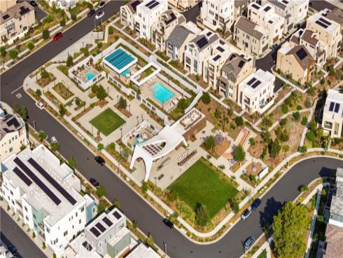 814  Beacon  , Irvine, CA