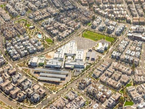 814  Beacon  , Irvine, CA