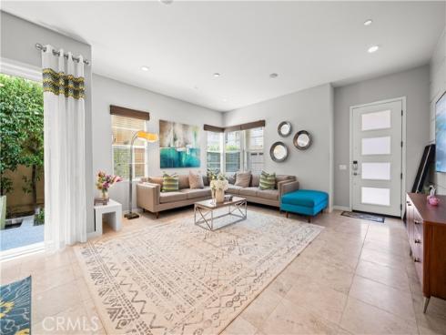 814  Beacon  , Irvine, CA