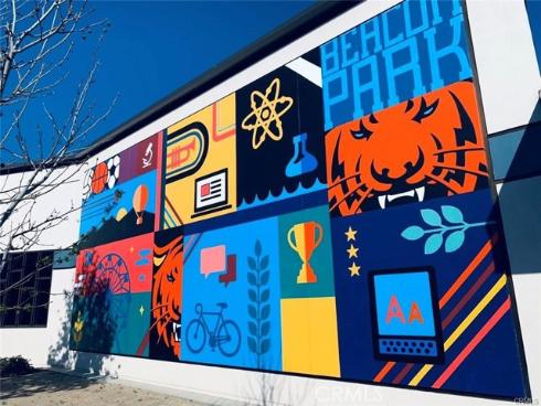 814  Beacon  , Irvine, CA