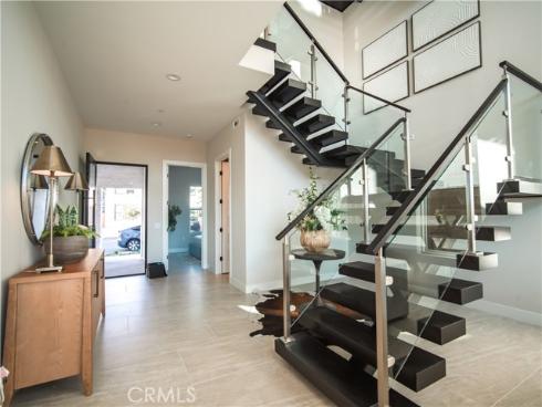 221  Stage  , Irvine, CA