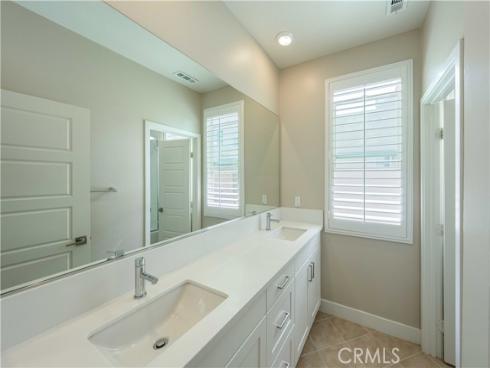 143  Interval  , Irvine, CA