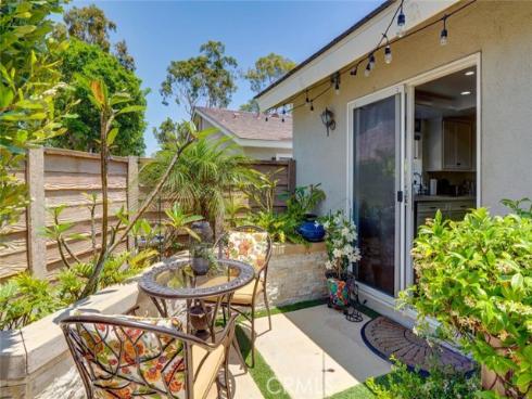 10  Glenhurst  37 , Irvine, CA