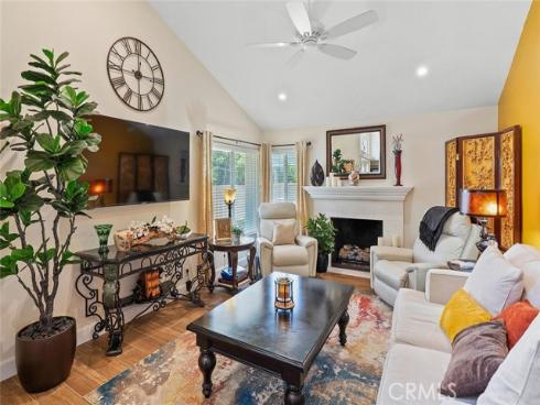 10  Glenhurst  37 , Irvine, CA