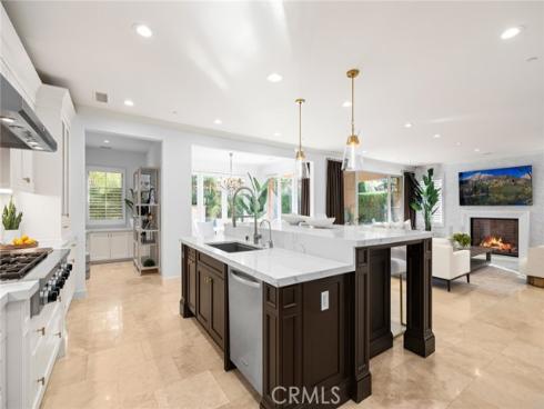 70  Livia  , Irvine, CA