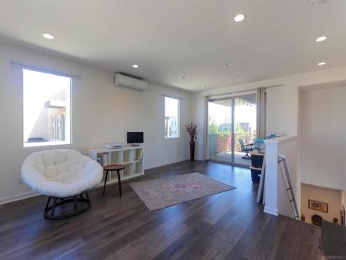 126 Cadence , Irvine, CA