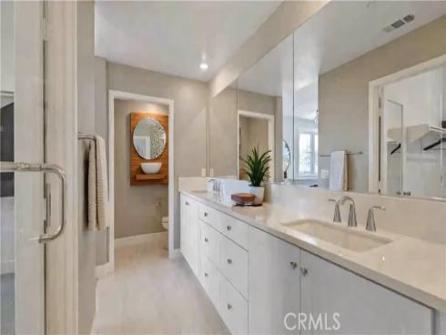 442  lobata  , Irvine, CA