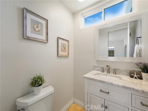 20  Sacramento  , Irvine, CA