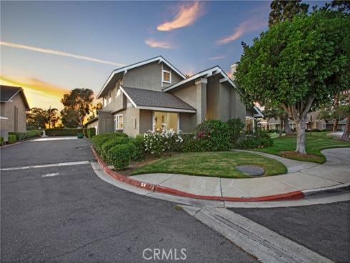 20  Sacramento  , Irvine, CA