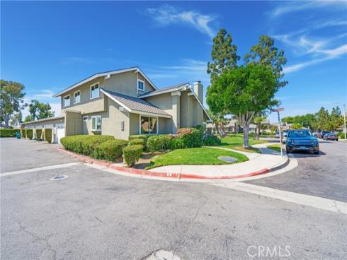 20  Sacramento  , Irvine, CA