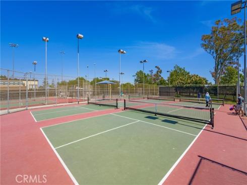 20  Sacramento  , Irvine, CA