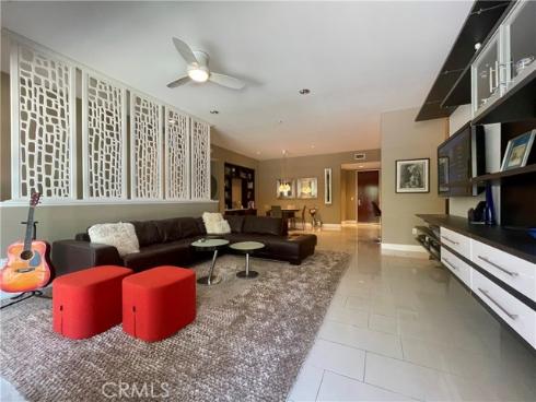 402  Rockefeller  118 , Irvine, CA