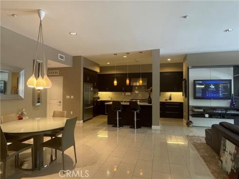 402  Rockefeller  118 , Irvine, CA