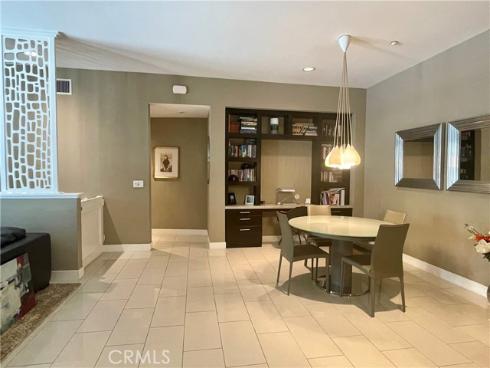 402  Rockefeller  118 , Irvine, CA