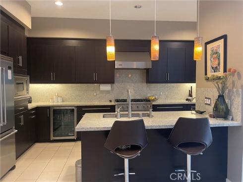 402  Rockefeller  118 , Irvine, CA