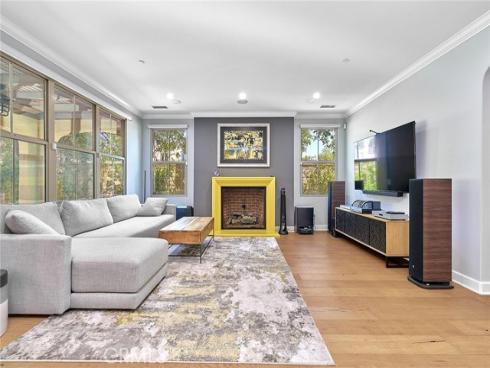 57  Statuary  , Irvine, CA